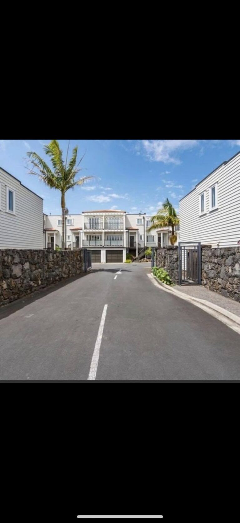 475137541 10160320224525194 6514371349853464287 n 768x1670