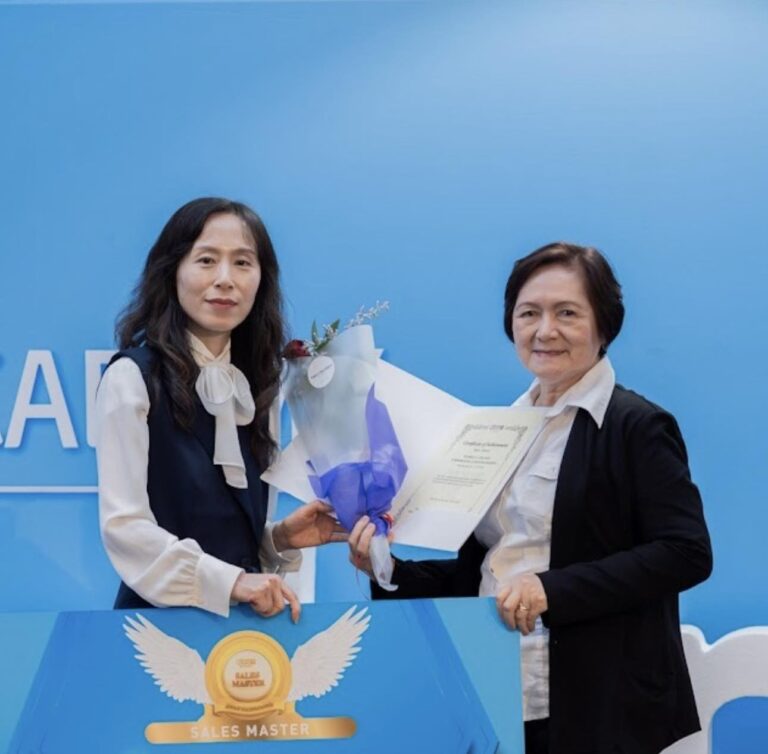 💐 From Sacrifice to Shared Dreams – A Mother’s Day Gift for Mum